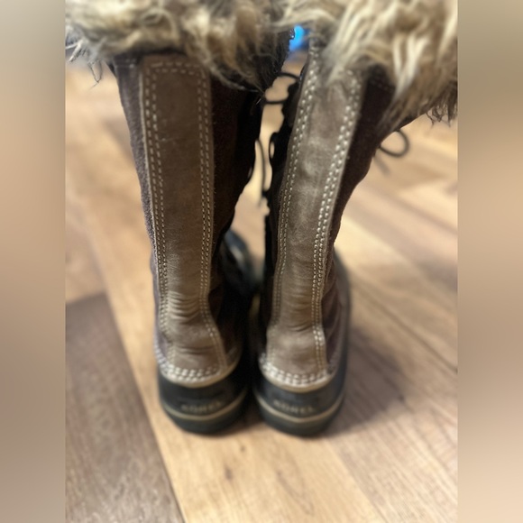 JOAN OF ARCTIC™ Women's Waterproof Boot Size 8 - Picture 3 of 11